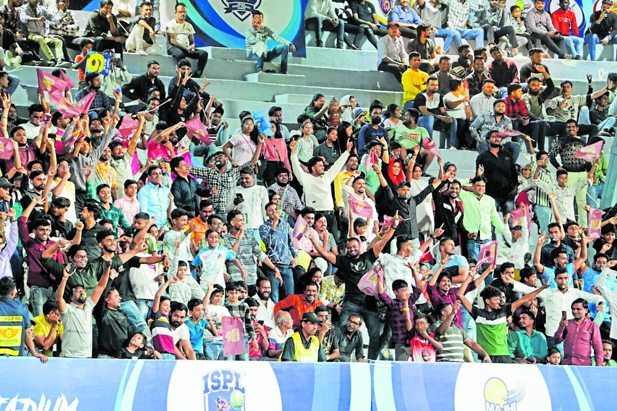 ಗಲ್ಲಿ ಕ್ರಿಕೆಟ್‌ಗೂ ಬಂತು ಕಾಲ!