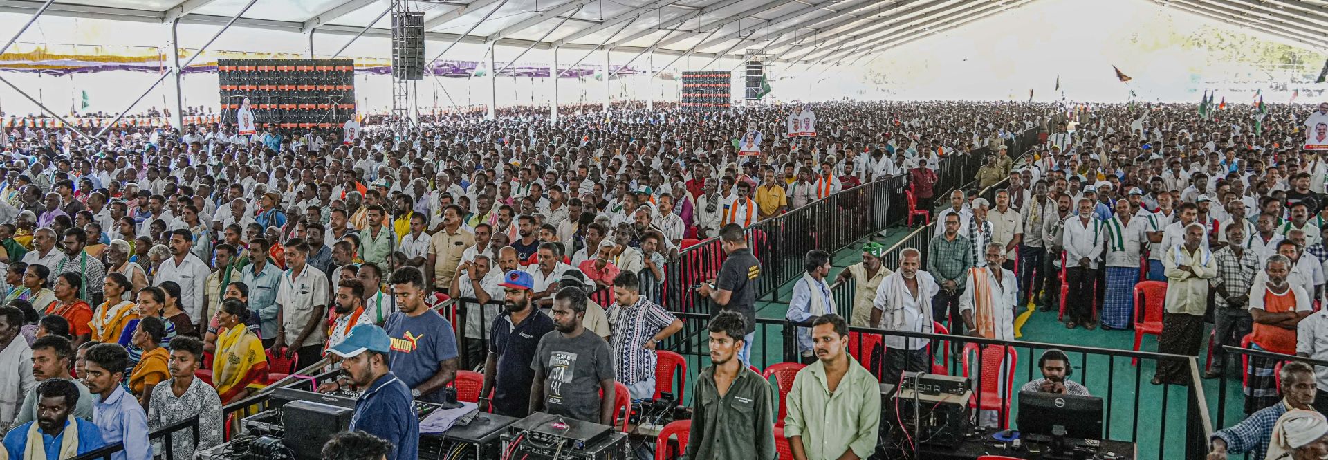ಬಹಿರಂಗ ಸಭೆಯಲ್ಲಿ ಪಾಲ್ಗೊಂಡಿದ್ದ ಜನಸ್ತೋಮ