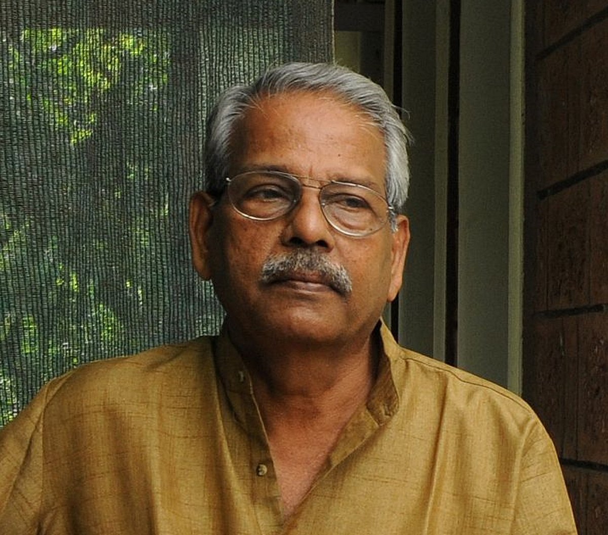 ಸದಸ್ಯತ್ವಕ್ಕೆ ಮಲಯಾಳಂ ಸಾಹಿತಿ ರಾಧಾಕೃಷ್ಣನ್ ರಾಜೀನಾಮೆ