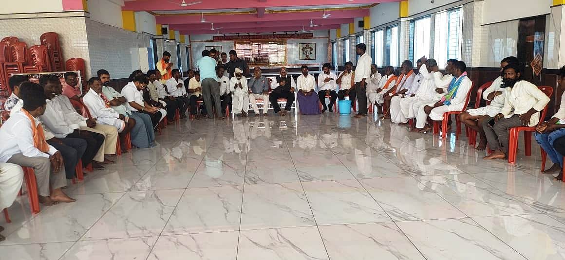 ಪ್ರಿಯಾಂಕ್ ಎಷ್ಟು ಹಳ್ಳಿಗಳಲ್ಲಿ ಮಲಗಿದ್ದಾನೆ?: ಉಮೇಶ ಜಾಧವ ವಾಗ್ದಾಳಿ 