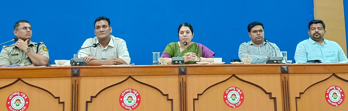 ಆಯೋಗದ ನಿರ್ದೇಶನದಂತೆ ಕಾರ್ಯ ನಿರ್ವಹಿಸಿ: ಡಾ.ರತನ್ ಕನ್ವರ್ ಎಚ್. ಗಂಧವಿಚರಣ ಸೂಚನೆ