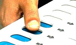 LS Polls | ಚಿತ್ರದುರ್ಗ: ಡಬಲ್‌ ಬ್ಯಾಲೆಟ್‌ ಮತಯಂತ್ರಕ್ಕೆ ಸಿದ್ಧತೆ