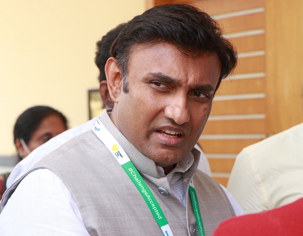 ಐ.ಟಿ ದಾಳಿ | ₹ 4.8 ಕೋಟಿ ಜಪ್ತಿ: ಕೆ. ಸುಧಾಕರ್ ವಿರುದ್ಧ ಎಫ್‌ಐಆರ್‌