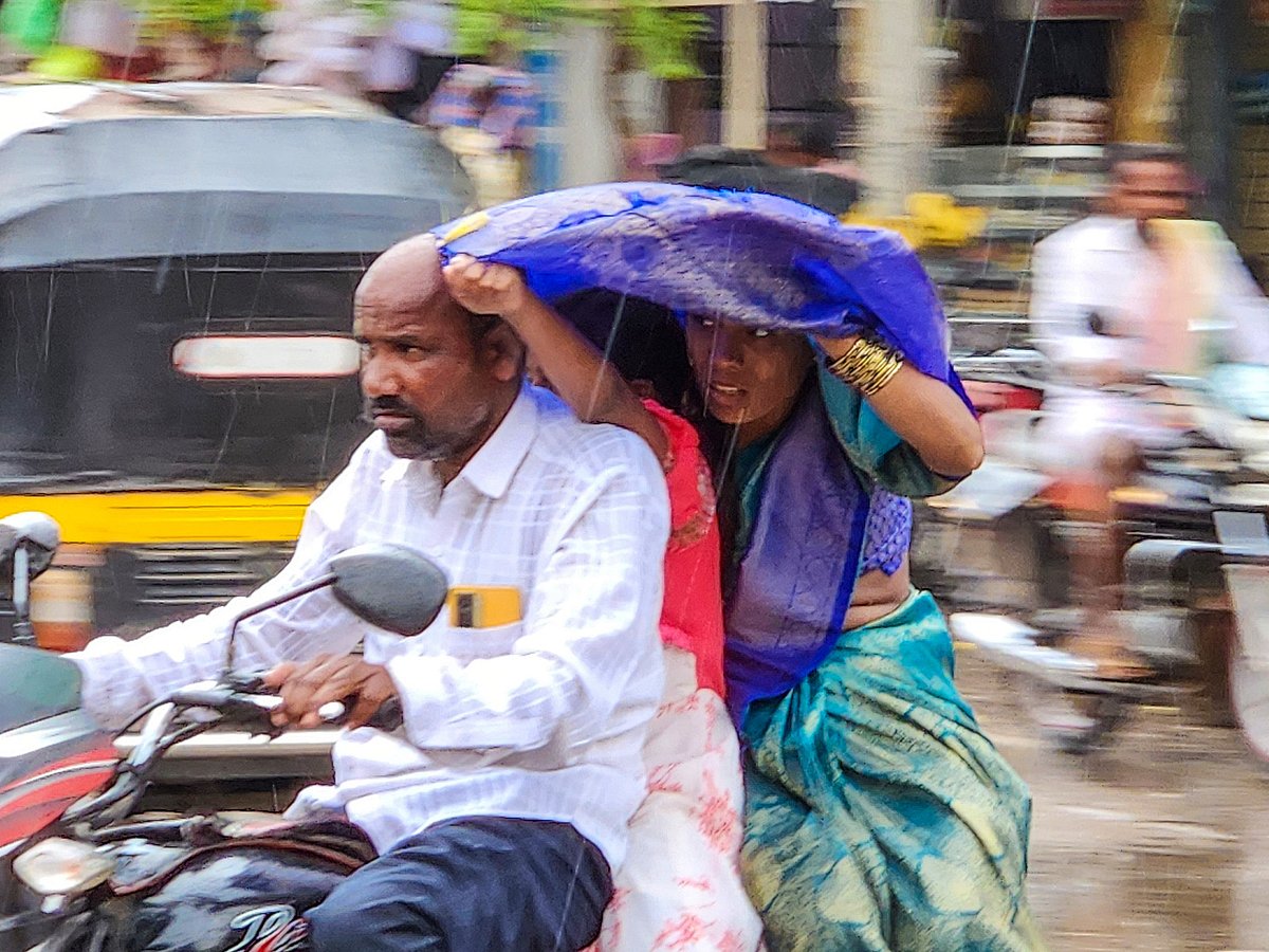 Koppal Rains | ಕೊಪ್ಪಳ: ಜನರಿಗೆ ಹರ್ಷ ತಂದ ಮಳೆ