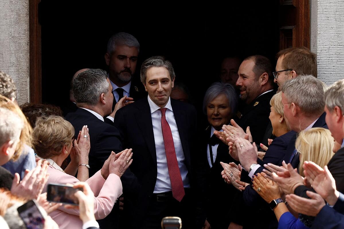 ಐರ್ಲೆಂಡ್‌ನ ಅತ್ಯಂತ ಕಿರಿಯ ವಯಸ್ಸಿನ ಪ್ರಧಾನಿಯಾಗಿ ಸೈಮನ್ ಹ್ಯಾರಿಸ್ ಆಯ್ಕೆ