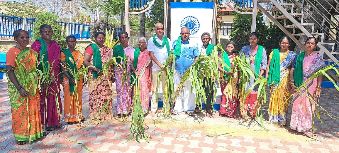 ಬಂಗಾರಪೇಟೆ: ಹಸಿರು ಮೇವು ನೀಡಲು ರೈತ ಸಂಘ ಒತ್ತಾಯ 