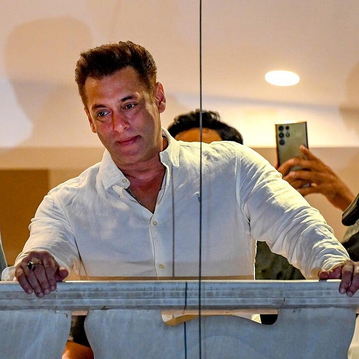 ಮುಂಬೈ: ಬಾಲಿವುಡ್‌ ನಟ ಸಲ್ಮಾನ್‌ ಖಾನ್ ಮನೆಯ ಹೊರಗೆ ಗುಂಡಿನ ಸದ್ದು, ಭದ್ರತೆ ಬಿಗಿ