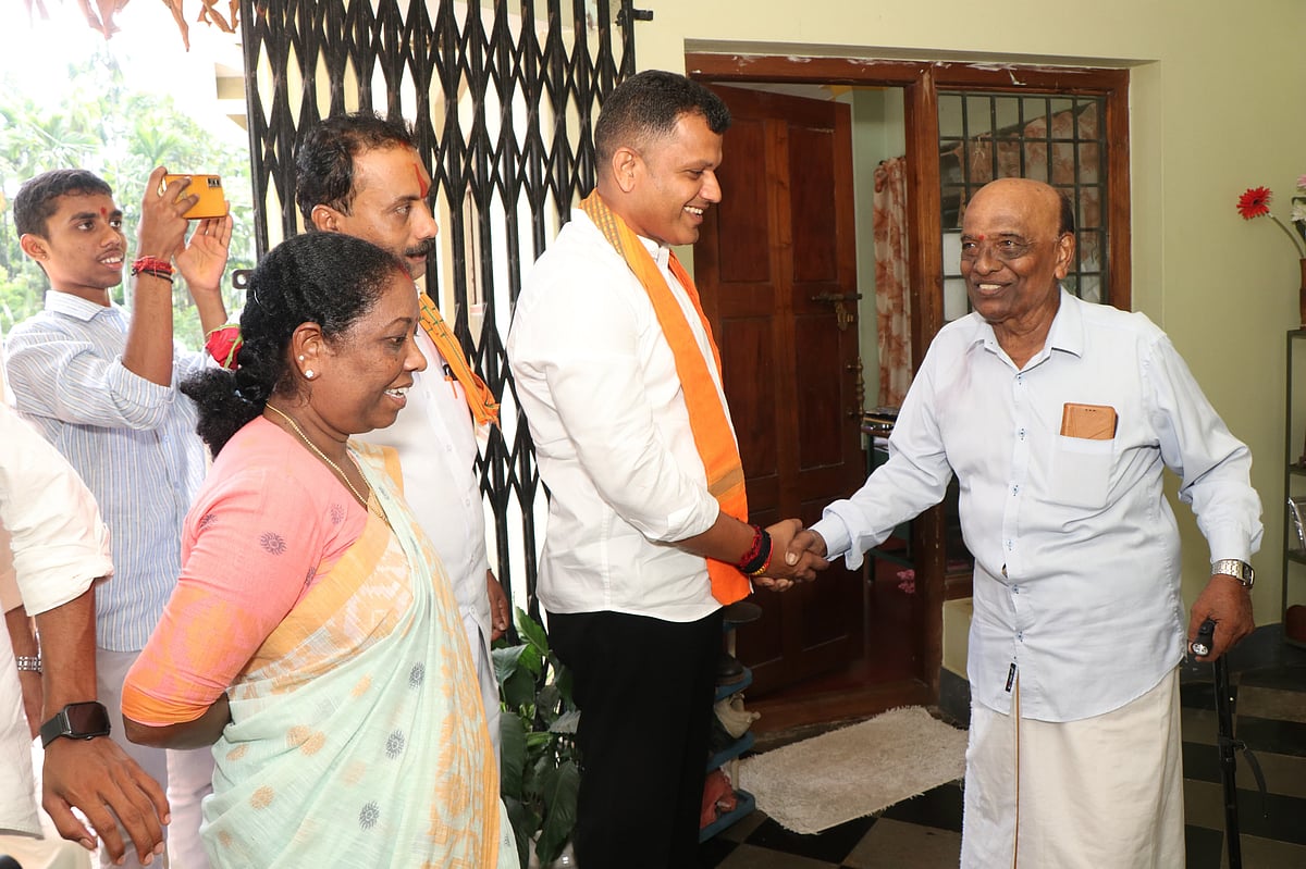 LS Polls | ಸುಳ್ಯ ಕ್ಷೇತ್ರದಲ್ಲಿ ಬಿಜೆಪಿ ಅಭ್ಯರ್ಥಿ ಕ್ಯಾ.ಬ್ರಿಜೇಶ್ ಪ್ರಚಾರ