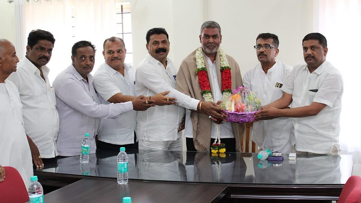 ಬೆಳಗಾವಿ ಹಾಲು ಒಕ್ಕೂಟ BEMUL ಅಧ್ಯಕ್ಷರಾಗಿ ಬಾಲಚಂದ್ರ ಜಾರಕಿಹೊಳಿ ಆಯ್ಕೆ