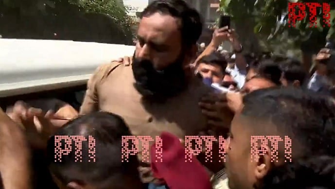 ಗುಜರಾತ್: ಕರ್ಣಿ ಸೇನಾ ರಾಷ್ಟ್ರೀಯ ಅಧ್ಯಕ್ಷ ಮಹಿಪಾಲ್ ಮಕ್ರಾನಾ ಬಂಧನ