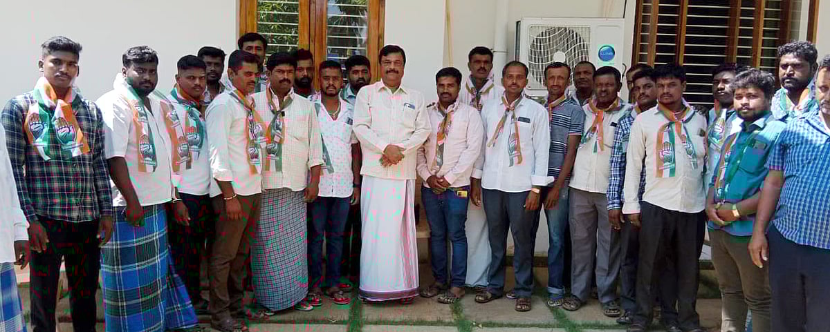 ಜೆಡಿಎಸ್ ಮತ್ತು ಬಿಜೆಪಿ ತೊರೆದ ಹಲವರು ಕಾಂಗ್ರೆಸ್ ಸೇರ್ಪಡೆ