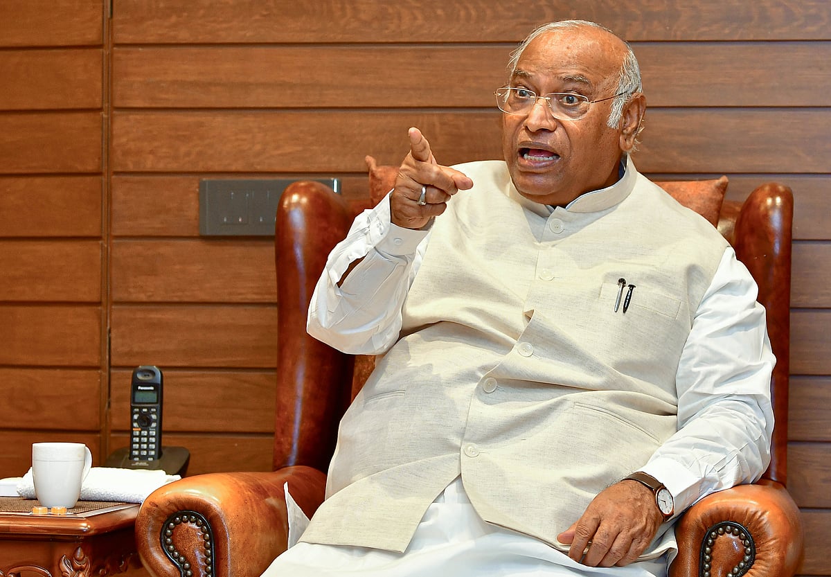 ಸಂವಿಧಾನ, ಪ್ರಜಾಪ್ರಭುತ್ವದ ರಕ್ಷಣೆಗೆ ಹೋರಾಟ ಆರಂಭವಾಗಿದೆ: ಮಲ್ಲಿಕಾರ್ಜುನ ಖರ್ಗೆ