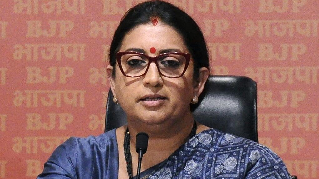 ಚುನಾವಣೆ ಗೆಲುವಿಗಾಗಿ ನಿಷೇಧಿತ PFI ಬೆಂಬಲ ಪಡೆದ ರಾಹುಲ್: ಸ್ಮೃತಿ ಇರಾನಿ ಆರೋಪ