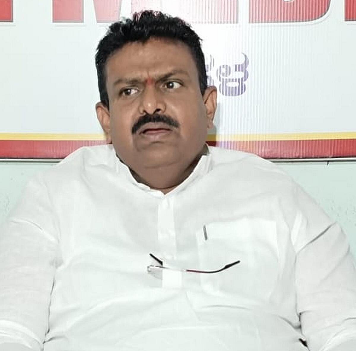 ಮೋದಿ ಹೊಗಳಿದ್ದ ಸಂಗಣ್ಣ ಕರಡಿ ಈಗೇನು ಹೇಳುವರು: ದೊಡ್ಡನಗೌಡ