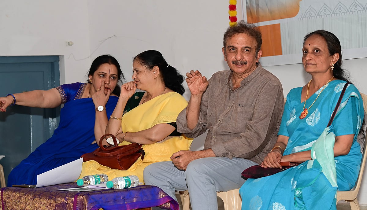 ದ್ವೇಷದ ಹಾವಿಗೆ ಆಹಾರವಾಗಬೇಡಿ: ಜಯಂತ ಕಾಯ್ಕಿಣಿ