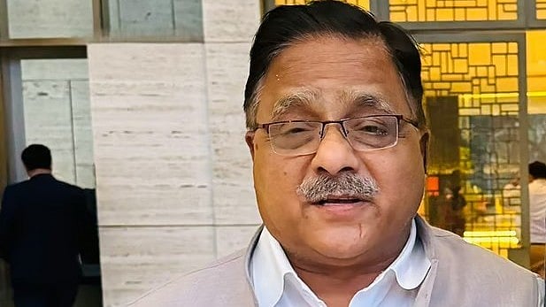 ಪ್ರಜ್ವಲ್–ಪ್ರೀತಂ ಭೇಟಿಗೆ ನನ್ನ ಮಧ್ಯಸ್ಥಿಕೆ ಅಗತ್ಯವೇನಿದೆ?: ರಾಧಾಮೋಹನ್ ದಾಸ್