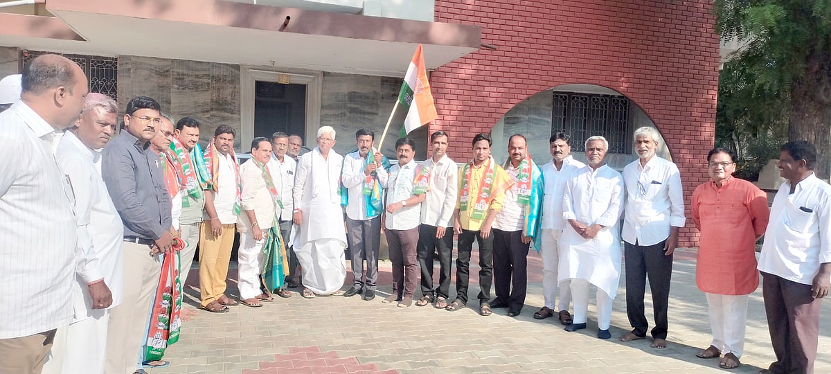 ಬಿಜೆಪಿ-ಜೆಡಿಎಸ್ ಮೈತ್ರಿ ಅಪವಿತ್ರ: ಶಾಸಕ ಹಂಪನಗೌಡ  ಬಾದರ್ಲಿ ಟೀಕೆ