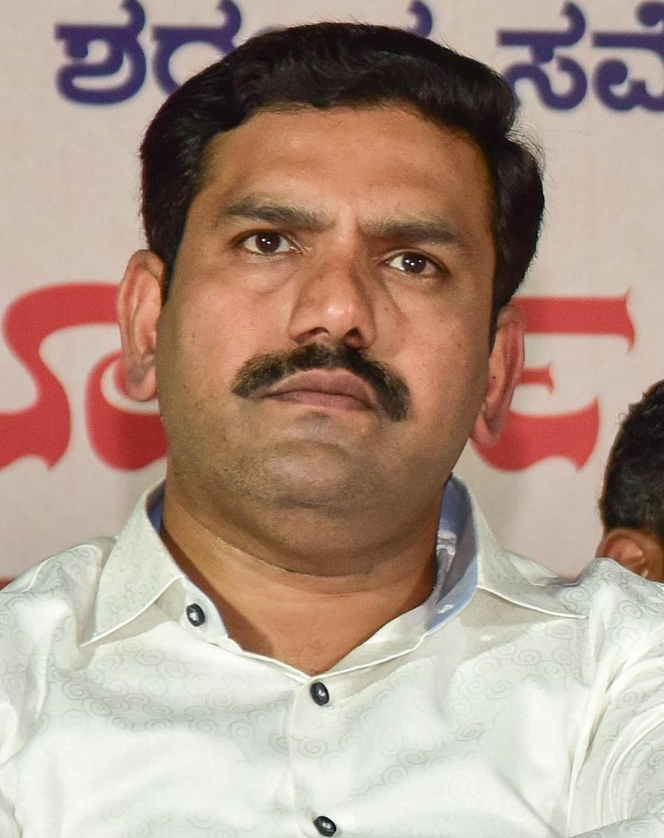 ಬರ ಪರಿಹಾರ: ಕೇಂದ್ರದ ಮೇಲೆ ಗೂಬೆ ಕೂರಿಸಲು ಕಾಂಗ್ರೆಸ್‌ ಯತ್ನ- ಬಿ.ವೈ.ವಿಜಯೇಂದ್ರ