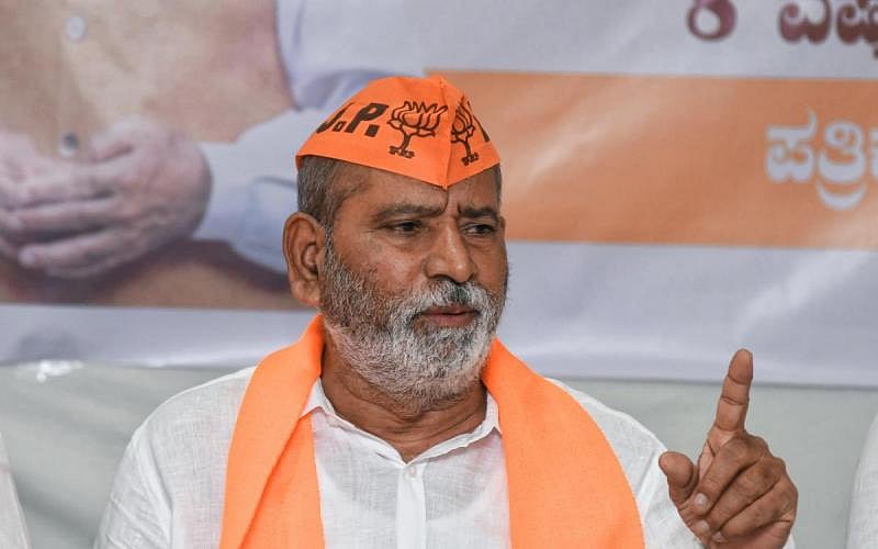 ನಂಬಿದ ನಾಯಕರೇ ಬೆನ್ನಿಗೆ ಚೂರಿ ಹಾಕಿದರು: ಸಂಗಣ್ಣ ಕರಡಿ ಆಕ್ರೋಶ

