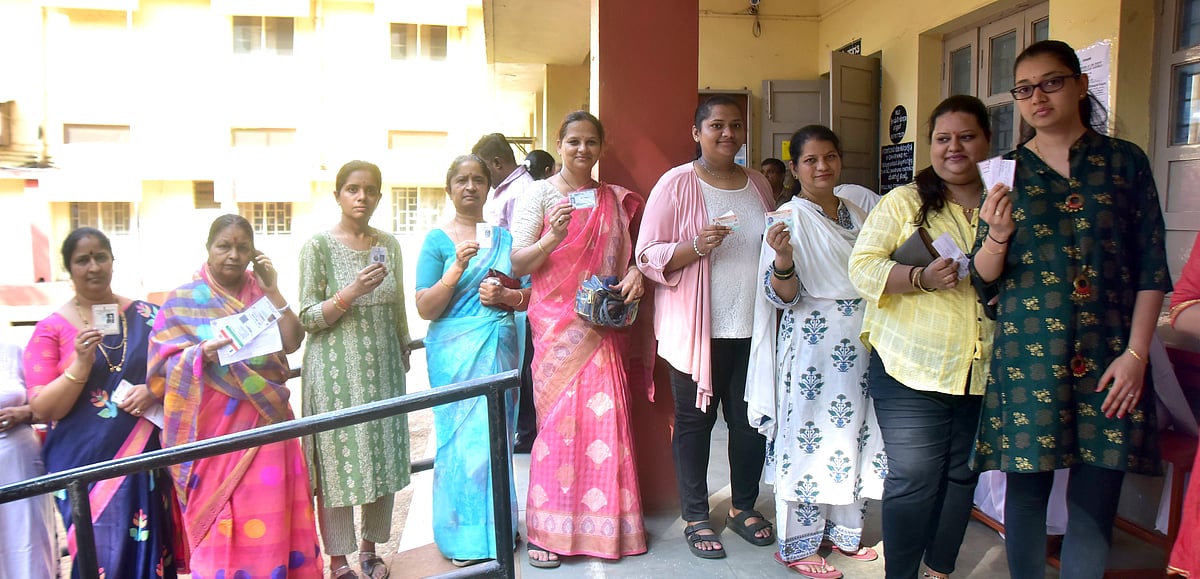 ಬೆಳಿಗ್ಗೆ ಬಿರುಸಿನ ಮತದಾನ, ಮಧ್ಯಾಹ್ನ ನೀರಸ... 