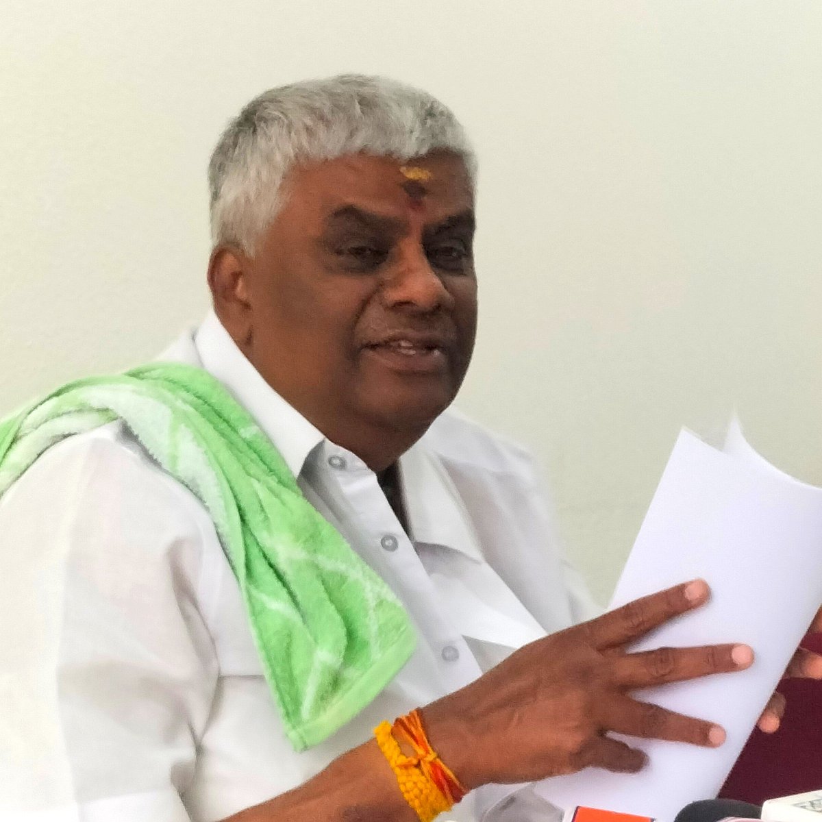 ಲೈಂಗಿಕ ದೌರ್ಜನ್ಯ ಕೇಸ್: ಎಚ್.ಡಿ. ರೇವಣ್ಣ ನಿರೀಕ್ಷಣಾ ಜಾಮೀನು ಅರ್ಜಿ ವಾಪಸ್