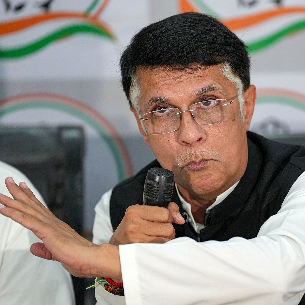 ಬಿಎಸ್‌ಎಫ್‌ ಯೋಧನ ಸುರಕ್ಷಿತ ವಾಪಸಾತಿಗೆ ಕ್ರಮವೇನು?: ಕೇಂದ್ರಕ್ಕೆ ಕಾಂಗ್ರೆಸ್‌