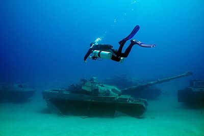  ಜನರು ಈ ಮಿಲಿಟರಿ ವಸ್ತುಸಂಗ್ರಹಾಲಯವನ್ನು 3 ವಿಭಿನ್ನ ರೀತಿಯಲ್ಲಿ ಆನಂದಿಸಬಹುದಾಗಿದೆ