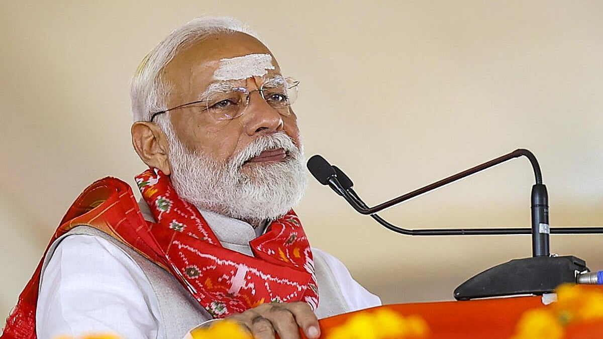 PM ಮೋದಿ ಕುರಿತು ಮಹಾಕಾವ್ಯ ‘ನರೇಂದ್ರ ಆರೋಹಣಂ’ ರಚಿಸಿದ ಒಡಿಯಾ ಸಂಸ್ಕೃತ ವಿದ್ವಾಂಸ