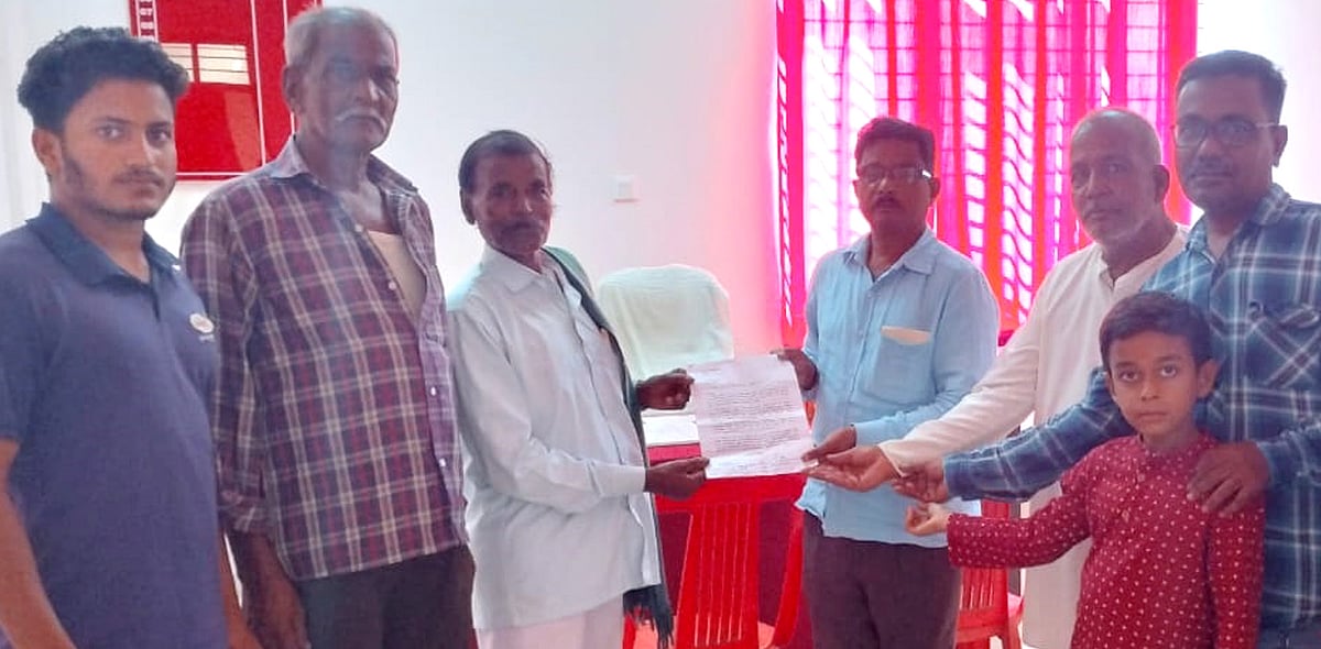 ಚನ್ನಮ್ಮನ ಕಿತ್ತೂರು: ಬರ ಪರಿಹಾರಧನ ಬಿಡುಗಡೆಗೆ ಆಗ್ರಹ