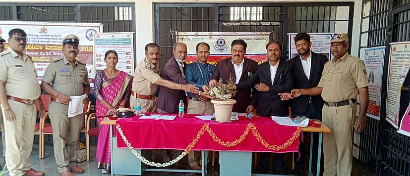 ಹರಪನಹಳ್ಳಿ: ಜೈಲಿನಲ್ಲಿ ತಂಬಾಕು ನಿಷೇಧ ದಿನ ಆಚರಣೆ