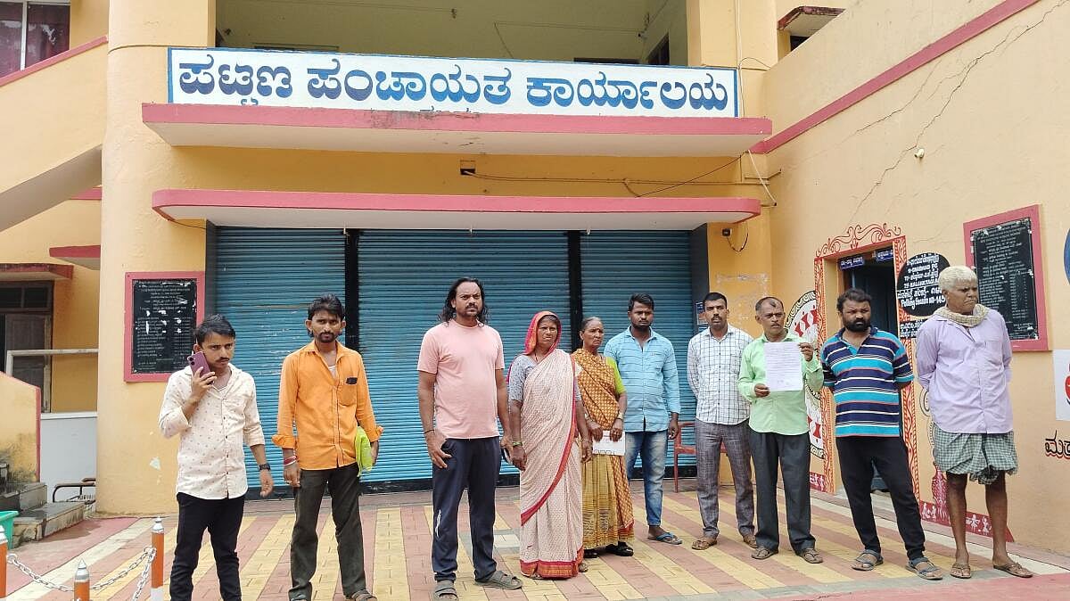 ಕಲಘಟಗಿ ಪಟ್ಟಣ ಪಂಚಾಯಿತಿ: ಅರ್ಜಿ ವಿಲೇವಾರಿ ವಿಳಂಬ, ಸಾರ್ವಜನಿಕರ ಪರದಾಟ