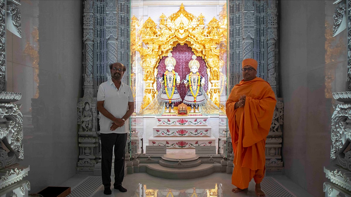 ಅಬುಧಾಬಿಯ ಹಿಂದೂ ದೇವಾಲಯಕ್ಕೆ ಭೇಟಿ ನೀಡಿದ ನಟ ರಜನಿಕಾಂತ್‌