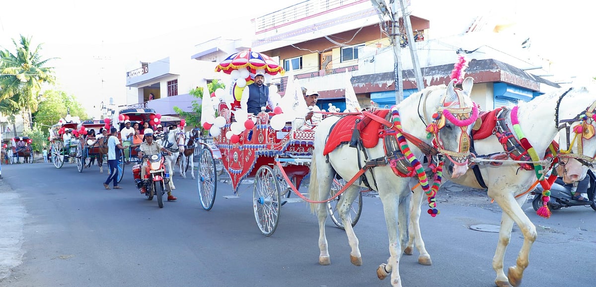 ವಿಜಯಪುರ: ಮತದಾರರ ಜಾಗೃತಿಗೆ ಟಾಂಗಾ ಜಾಥಾ