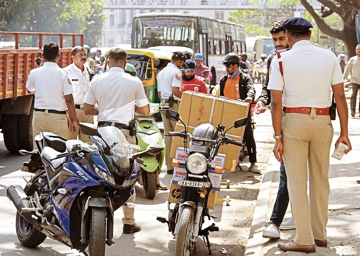 ಸಂಚಾರ ನಿಯಮ ಉಲ್ಲಂಘನೆ: 4 ತಿಂಗಳಲ್ಲಿ 30.61 ಲಕ್ಷ ಪ್ರಕರಣ; ₹18.61 ಕೋಟಿ ದಂಡ