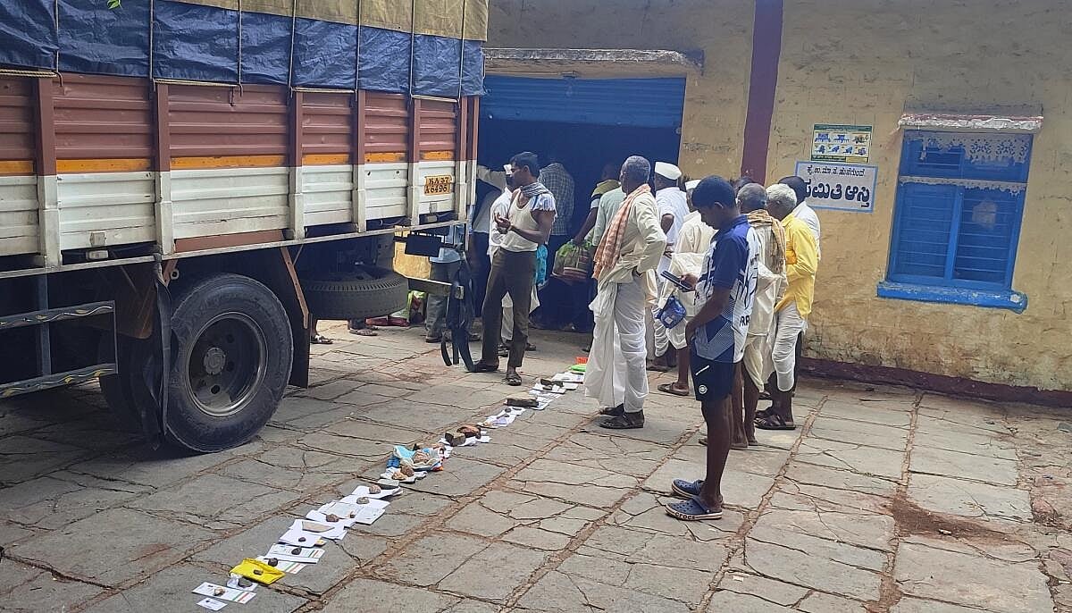ಬಾಗಲಕೋಟೆ | ಬಿತ್ತನೆ ಬೀಜ ಬೆಲೆ ಹೆಚ್ಚಳ; ರೈತರಿಗೆ ಹೊರೆ