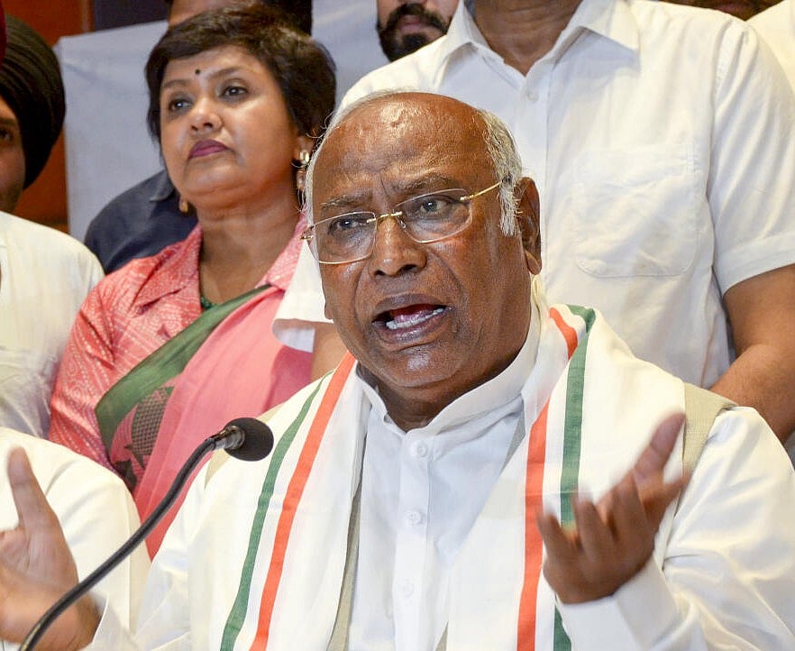 ಬಿಜೆಪಿ 400 ಸ್ಥಾನಗಳಲ್ಲಿ ಗೆಲ್ಲುವುದು 'ಬಕ್ವಾಸ್'; 200 ಸಹ ದಾಟುವುದಿಲ್ಲ: ಖರ್ಗೆ