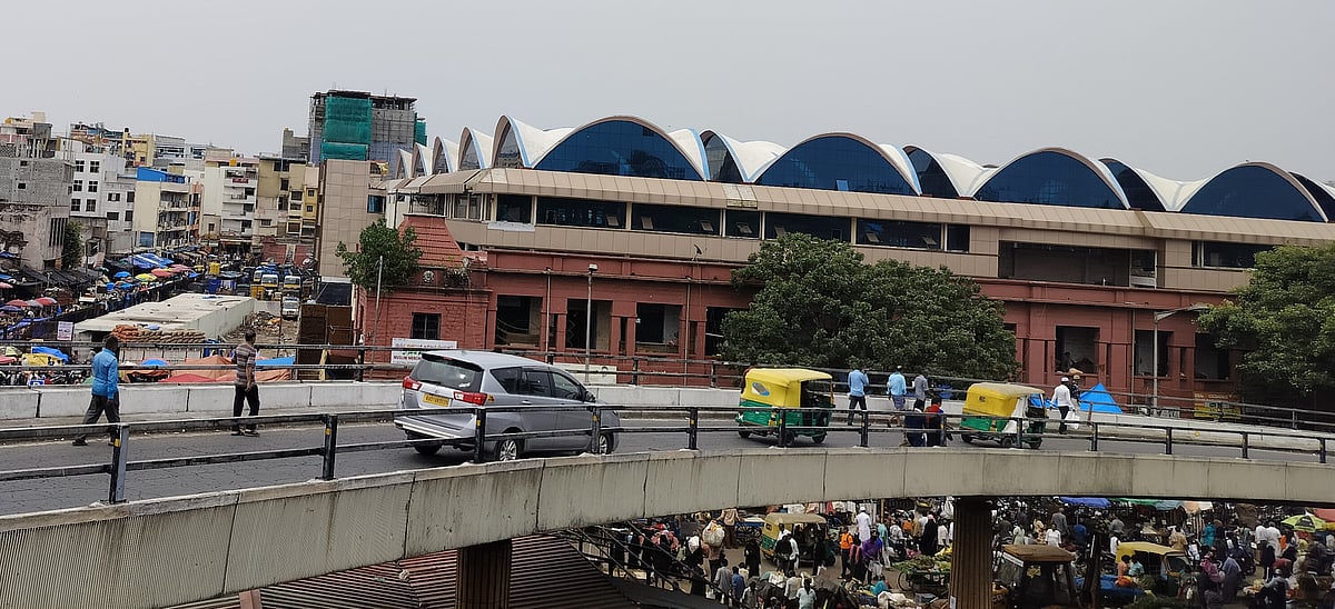 ಕೆ.ಆರ್. ಮಾರುಕಟ್ಟೆ: ಪಾರ್ಕಿಂಗ್‌ಗೆ ಆಧುನಿಕ ತಂತ್ರಜ್ಞಾನ-ಆಯುಕ್ತ ಮಹೇಶ್ವರ್ ರಾವ್