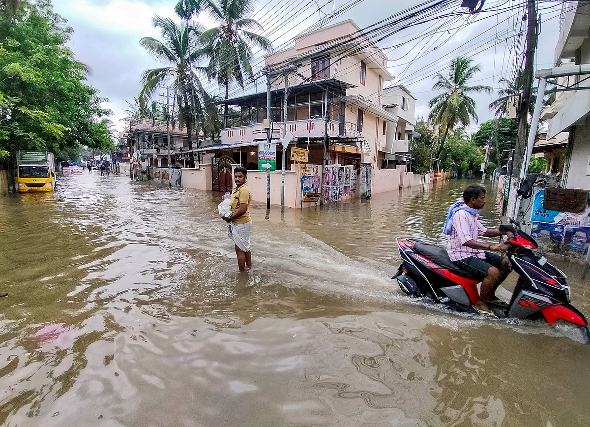 ಕೇರಳದಲ್ಲಿ ಭಾರಿ ಮಳೆ: ತುರ್ತು ಕಾರ್ಯಾಚರಣೆ ಕೇಂದ್ರಗಳ ಸ್ಥಾಪನೆ