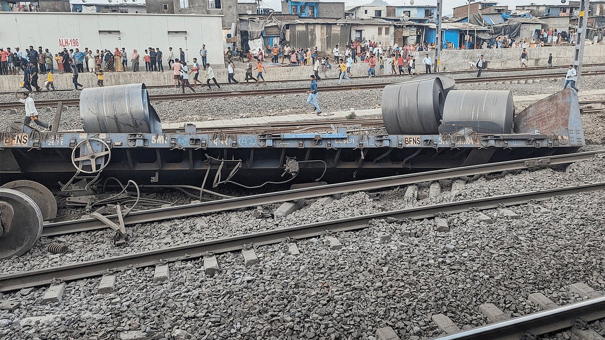 ಪಾಲ್ಗಾರ್‌ | ಹಳಿ ತಪ್ಪಿದ ಗೂಡ್ಸ್ ರೈಲು: ಸಂಚಾರದಲ್ಲಿ ಏರುಪೇರು