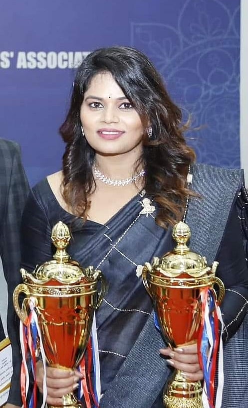 ಬೆಂಗಳೂರು | KAS ಅಧಿಕಾರಿ ಪತ್ನಿ ಶಂಕಾಸ್ಪದ ಸಾವು: ತನಿಖೆಗೆ ವಕೀಲರ ಸಂಘ ಆಗ್ರಹ