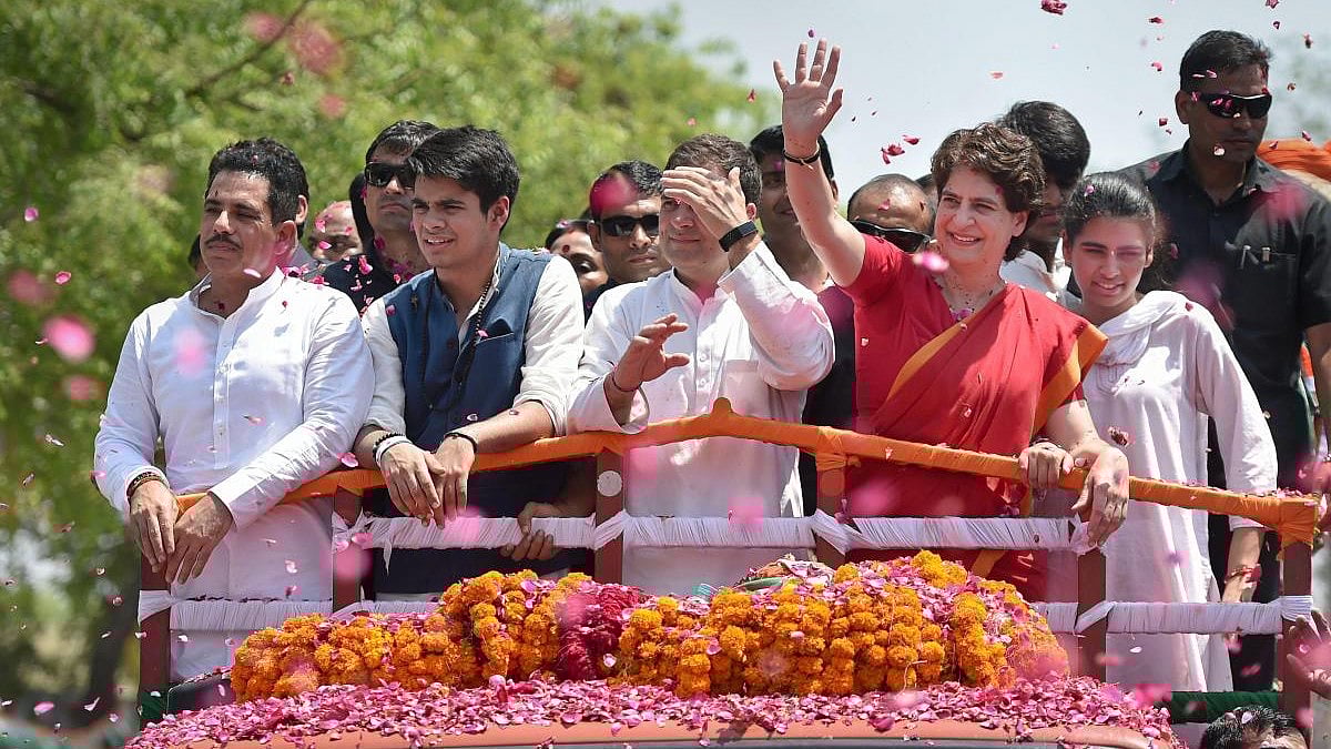 ಕಾಂಗ್ರೆಸ್‌: ಅಮೇಠಿ, ರಾಯ್‌ಬರೇಲಿಯಲ್ಲಿ ಗಾಂಧಿ ಕುಟುಂಬ ಸ್ಪರ್ಧೆ ಸಾಧ್ಯತೆ