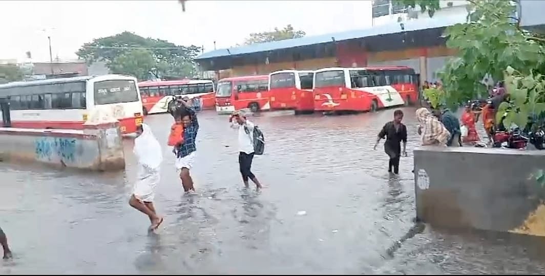 ವಿಜಯನಗರ | ಕೊಟ್ಟೂರಿನಲ್ಲಿ ಹರ್ಷ ತಂದ ವರ್ಷಧಾರೆ