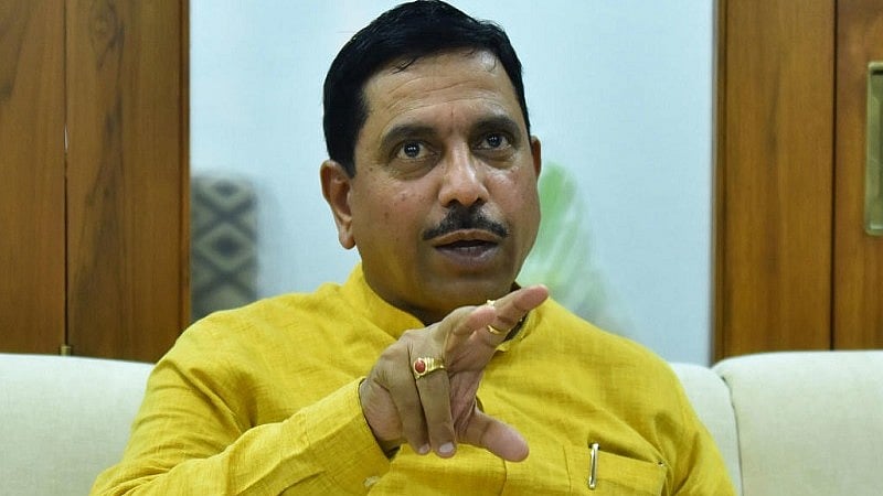 ವಾಲ್ಮೀಕಿ ನಿಗಮದ ಅಧಿಕಾರಿ ಆತ್ಮಹತ್ಯೆ: ಸಚಿವ ನಾಗೇಂದ್ರ ರಾಜೀನಾಮೆಗೆ ಜೋಶಿ ಒತ್ತಾಯ