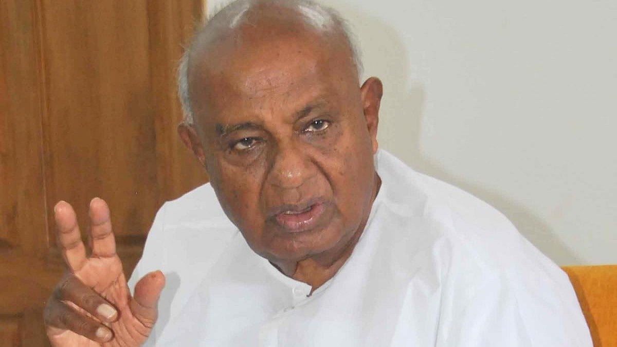 ದೇವೇಗೌಡರ ವಿರುದ್ಧ ಫ್ಲೆಕ್ಸ್‌ ಹಾಕಿದ್ದು ಬಿಜೆಪಿಯವರು: ಲಕ್ಷ್ಮಣ್