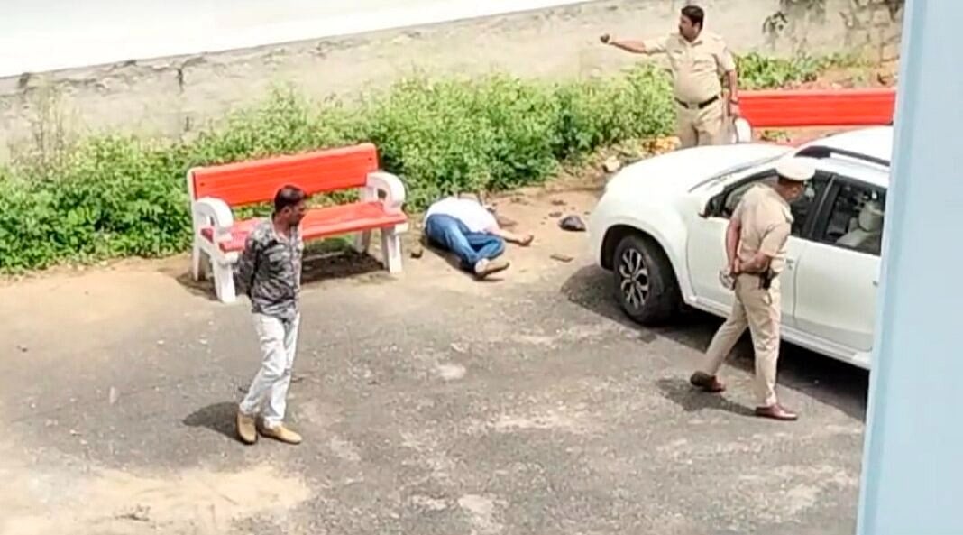 ಹಾಸನದಲ್ಲಿ ಗುಂಡಿನ ದಾಳಿ: ಇಬ್ಬರ ಸಾವು, ಕೊಲೆ ಮಾಡಿ ಆತ್ಮಹತ್ಯೆ ಶಂಕೆ