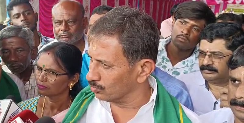 ರಾಜಕೀಯ ಅಧ್ಯಾಯ ಮುಗಿಯೋದು ನಮ್ಮದಾ? ಅವರದ್ದಾ? ಯೋಗೇಶ್ವರ್‌ಗೆ ಬಾಲಕೃಷ್ಣ ತಿರುಗೇಟು