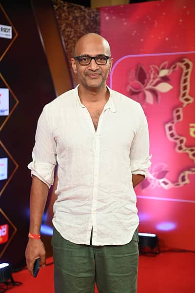 ಪ್ರಜಾವಾಣಿ ಕನ್ನಡ ಸಿನಿ ಸಮ್ಮಾನ 2ನೇ ಆವೃತ್ತಿಯ ಪ್ರಶಸ್ತಿ ಪ್ರದಾನ ಸಮಾರಂಭದ ರೆಡ್‌ ಕಾರ್ಪೆಟ್‌ನಲ್ಲಿ ನಟ ಕಿಶೋರ್