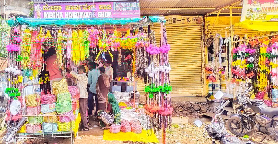 ಹೂಲಸೂರ: ಕಾರಹುಣ್ಣಿಮೆಗೆ ರೈತರ ಭರದ ಸಿದ್ಧತೆ