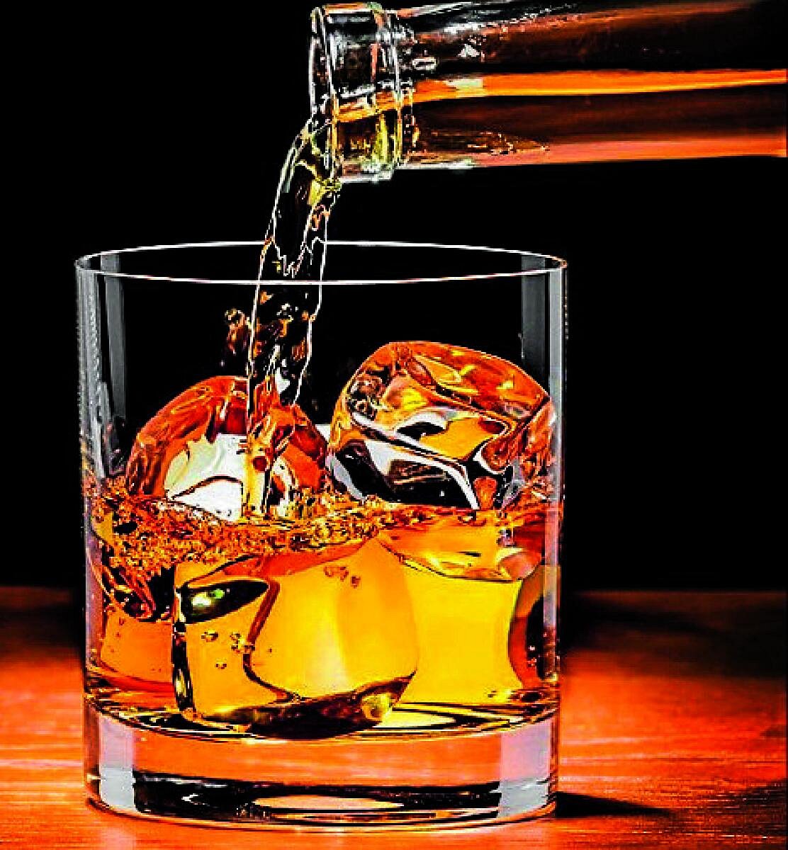 ಮದ್ಯದ ದರಕ್ಕೆ ಲಗಾಮು: ನಿಯಮಕ್ಕೆ ತಿದ್ದುಪಡಿ ಮಾಡಲು ಮುಂದಾದ ರಾಜ್ಯ ಸರ್ಕಾರ 