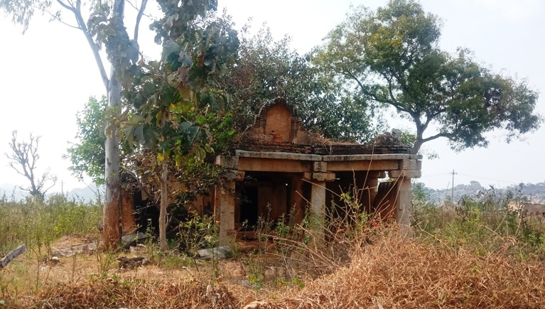 ಗುಡಿಬಂಡೆ ಹೊರವಲಯದ ಐತಿಹಾಸಿಕ ಶಿವನದೇವಾಲಯ